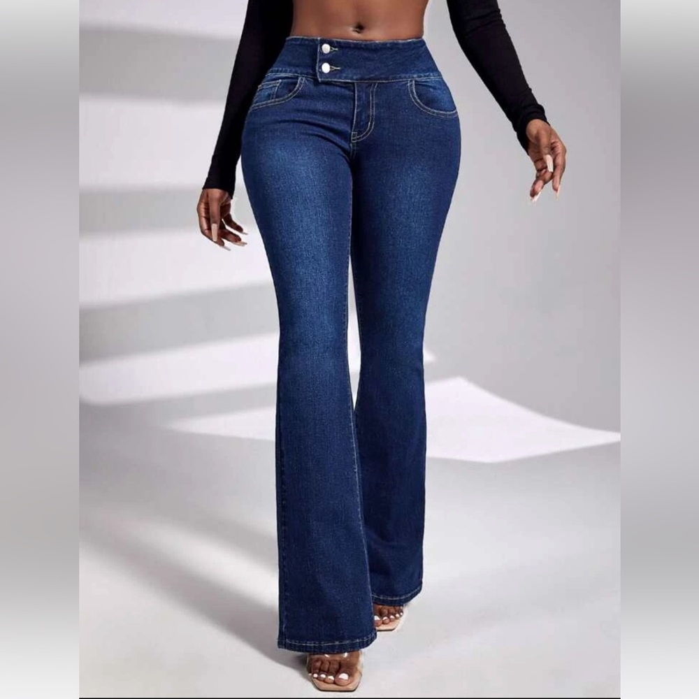 SHEIN SXY Wide Waistband Flare Leg Jeans